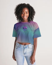 Load image into Gallery viewer, moon and the starz cropped tee